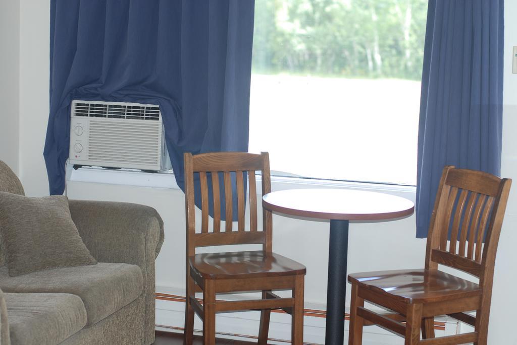 Tantramar Motel サックビル エクステリア 写真